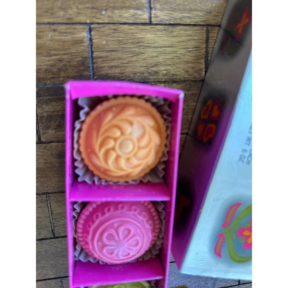 Avon Cupcake Soap Set Vintage Decorative Soaps Novelty Gift 3‎ Soaps